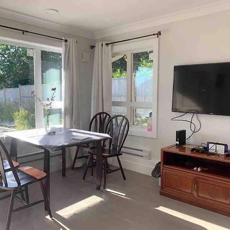 Brand New Constructed 1-Bedroom Townhouse Duncan Esterno foto